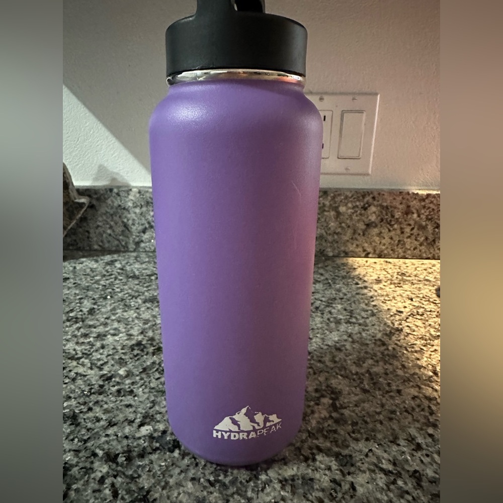 Hydra peak water bottle 32 oz